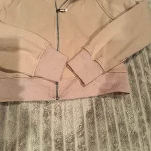 Trendy Queen Ecru/Sand Full Zip Cropped Fleece Hoodie Size L‎ thumbnail 5