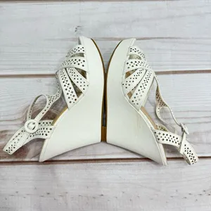 Top Moda Strappy Ivory Wedge Heeled Platform Sandals with Cutouts Size 8 thumbnail 5