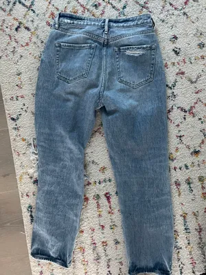 Mom Jeans thumbnail 3