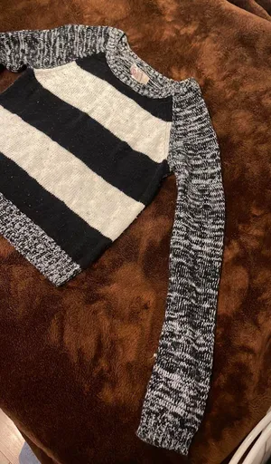 Kohl's Striped Sweater thumbnail 4
