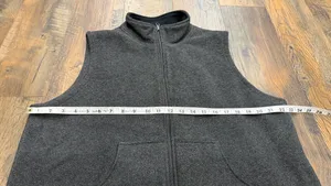 Charter Club Women's Gray Fleece Vest, Zip Up, Pockets, Size Large thumbnail 5