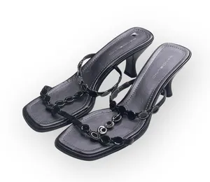 new Bandolino 𒀭 T Strap Kitten Heels Mules Sandals 𒀭 Black Leather 𒀭 10M 𒀭 SJP thumbnail 7