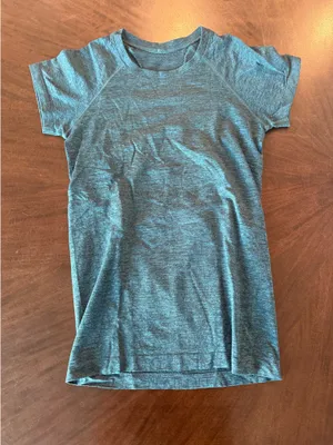 Lululemon Swiftly Tech Short Sleeve thumbnail 1