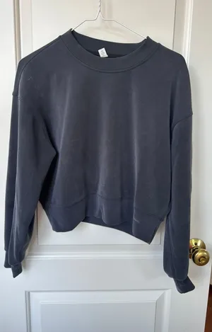 Lululemon Soft Stream Sweatshirt Cropped thumbnail 1