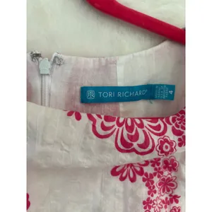 Tori Richard Pink‎ White Floral Seersucker Drop Waist Mini Dress Pockets Size 4 thumbnail 3