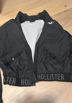 Hollister Top thumbnail 1