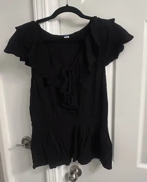 Old Navy Black Off Shoulder Ruffle Top Blouse Womens Medium Tall M thumbnail 1