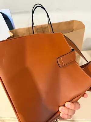 Coach Hadley convertible Tan Leather Shoulder Bag with Gold Hardware thumbnail 10