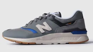 New Balance 997 Casual Trainer Sneakers Size 9.5 Women’s/8 Men’s thumbnail 1