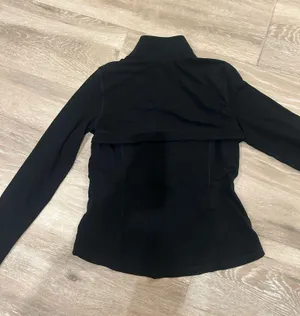 Black athletic jacket  thumbnail 2
