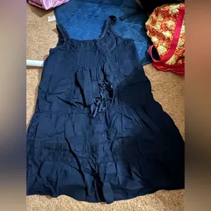 Abercrombie xs navy dress thumbnail 3