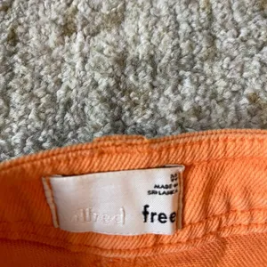 Aritzia Wilfred free carpenter pants thumbnail 4