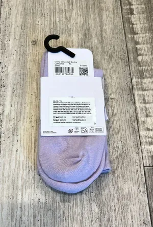 Lululemon Daily Essential Quarter Length Socks Size XL thumbnail 2