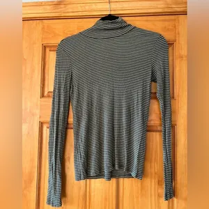 American Eagle Green Striped Ribbed Turtleneck Long Sleeve thumbnail 2