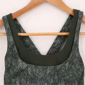 Lululemon Run Stuff Your Bra Womens Size 4 Green Stash Pockets Jazzy White Gator thumbnail 3