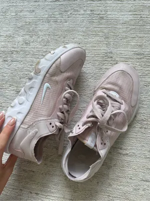 Nike Women’s Renew Lucent Pink Athletic Sneakers (Size 8) thumbnail 6