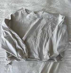 Lulu Crew Neck White Size 4 thumbnail 1