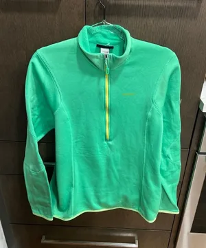 Patagonia Women's‎ R1 Pullover in a green color with a yellow zipper women's XL thumbnail 1
