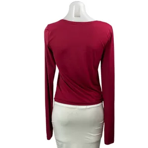 Aritzia Wilfred Womens Red Scoop Neck Long Sleeve Stretch T Shirt Tee Top Size M thumbnail 3