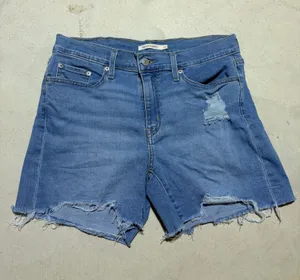 Levi’s mid length Blue Denim Women’s Shorts 29 thumbnail 1