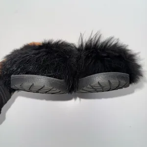 UGG fur sandal slides size 7 thumbnail 4