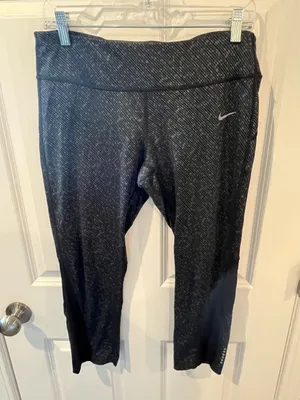 Nike Running Dri-Fit Capri Athletic Leggings Size Large  thumbnail 1
