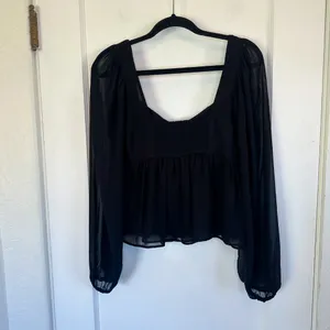 Abercrombie | Sheer Puff Sleeve Sweetheart Neckline Long Sleeve Top‎ in Black XS thumbnail 5