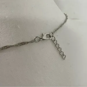 Blue Rhinestone & Silver Tone Necklace Costume Jewelry thumbnail 2