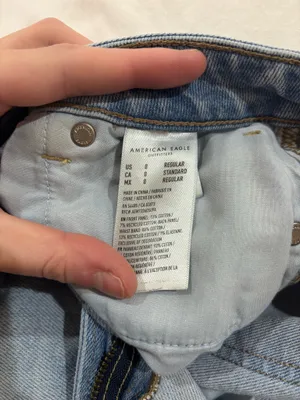 American Eagle Mom Jeans thumbnail 4