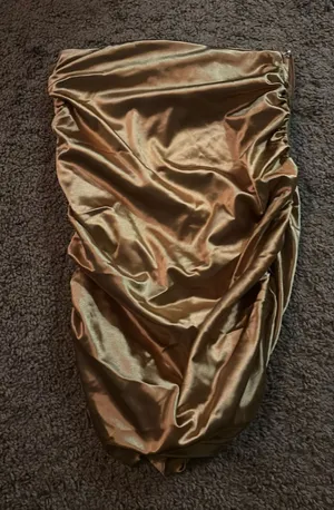 Gold ruffled skirt thumbnail 1