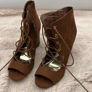 Carlos Santana lace up brown block heel booties Brown Size 10 thumbnail 2