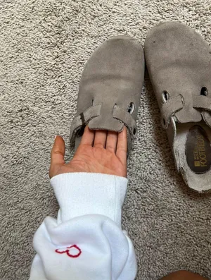 Clogs Size 9 thumbnail 3