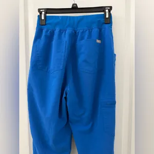 Figs High Waisted Zamora™ Jogger Scrub Pants 2.0 - Size XS thumbnail 9