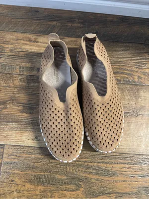 Women’s Slip-On Tulip Sneakers in Tan with White Platform size 36 thumbnail 4