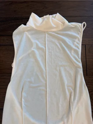 Reformation Off White MockNeck Sleeveless Top Medium - C27-113 thumbnail 2