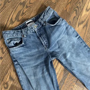 Zara high waisted mini flare rigid denim jean pants size 4, 25” Jean thumbnail 2