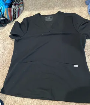 FIGS Scrub Top thumbnail 1