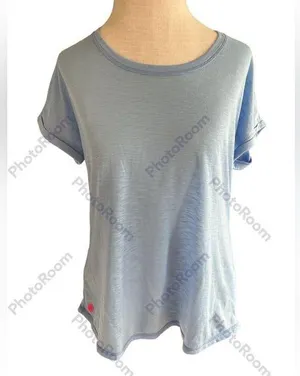 Lilly Pulitzer Luxletic Top Bryana Tee Size XS Summer Blue Lightweight T-Shirt thumbnail 1