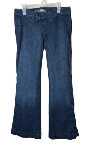 2 BW/U Low Rise Flare Jeans‎ Size 3 thumbnail 1