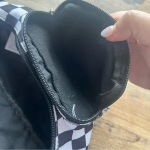 Spencer's Black & White Checkered Fanny Pack Adjustable Strap EUC thumbnail 7