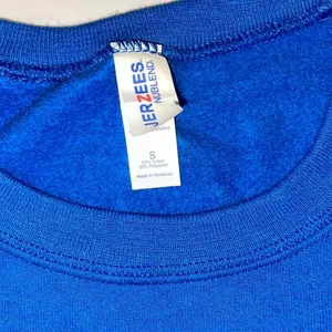 Vintage Michigan Crewneck ✦ Open To All Offers ✦ Bundle Measurements: Like New Condition. No Flaw Vintage Jerzees Blue Unisex Premium Crewneck Sweatshirt “Michigan” Size Small Regular Fit. Excellent For Casual & School Wear. Gold Michigan Text Front Side. Thick Cotton Fabric. Royal Blue/ Gold ——— TAGS ——— #Michigan #Sweatshirt #Vintage #Crewneck #Blue thumbnail 3
