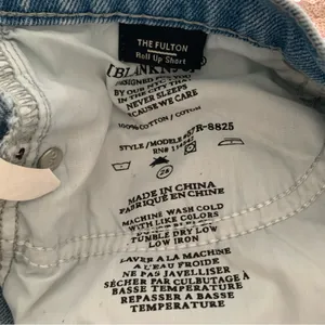 Blank NYC the Fulton Roll Up Light Blue Jean Shorts Size 28 thumbnail 8