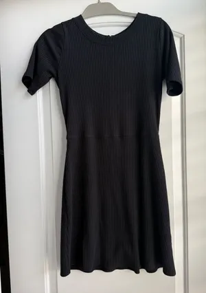 Abercrombie & Fitch Black Ribbed Fit & Flare Short Sleeve Dress thumbnail 1