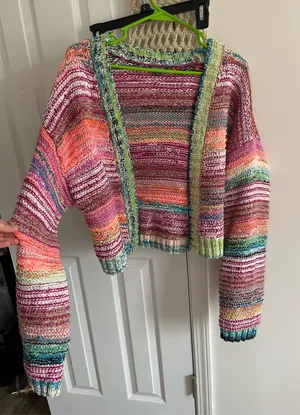 Colorful sweater  thumbnail 1