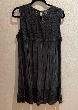 Knox Rose Gray Smocked Pleated Mini Dress thumbnail 2
