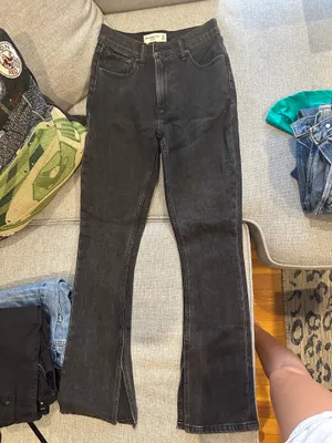 Abercrombie The High Rise Skinny with split hem thumbnail 2