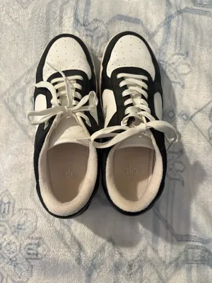 Alo Yoga Sneakers thumbnail 3