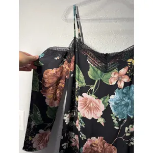 Bardot Floral Lace Trim Cutout Shoulder Sleeve Side Slit Flowy Maxi/Midi Dress 8 thumbnail 4