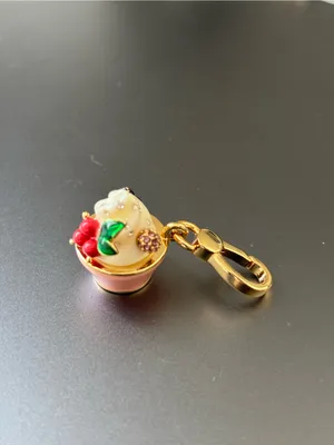 Juicy Couture icecream charm thumbnail 4