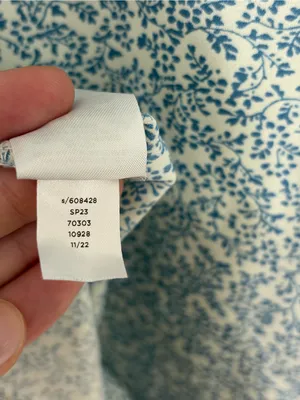 LOFT Mixed Media Floral Popover Blouse in Pale Blue Microfloral - Size M thumbnail 5